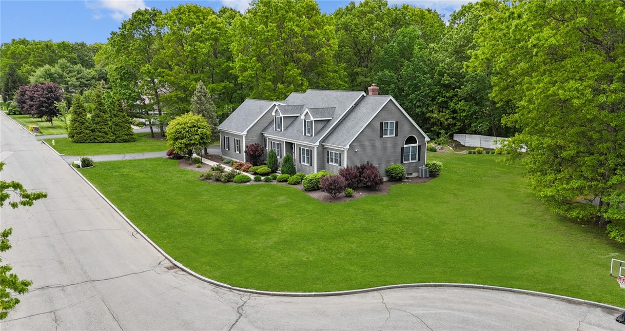 10 Lantern Brook Drive