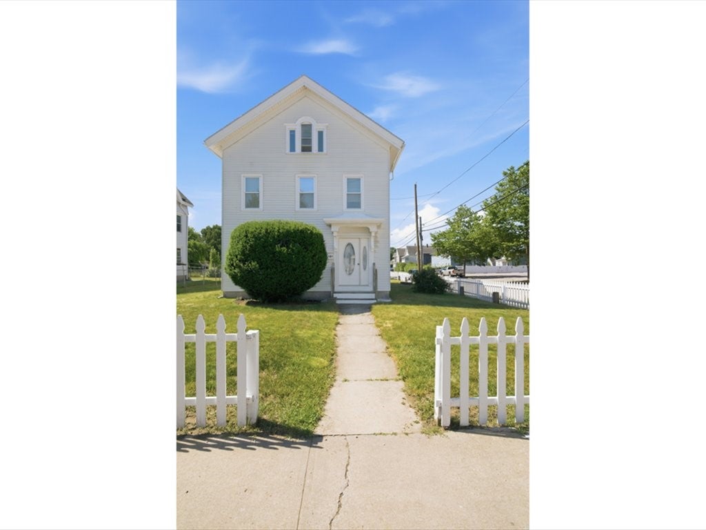 24 Pleasant Street