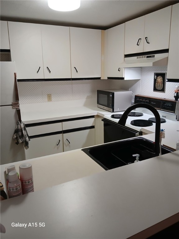 200 Woodlawn Avenue 201