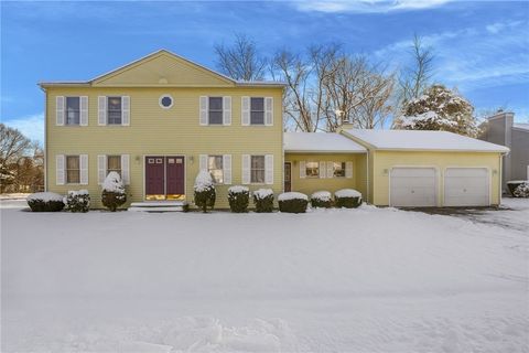 10 Arrowhead Way Warwick RI 02886