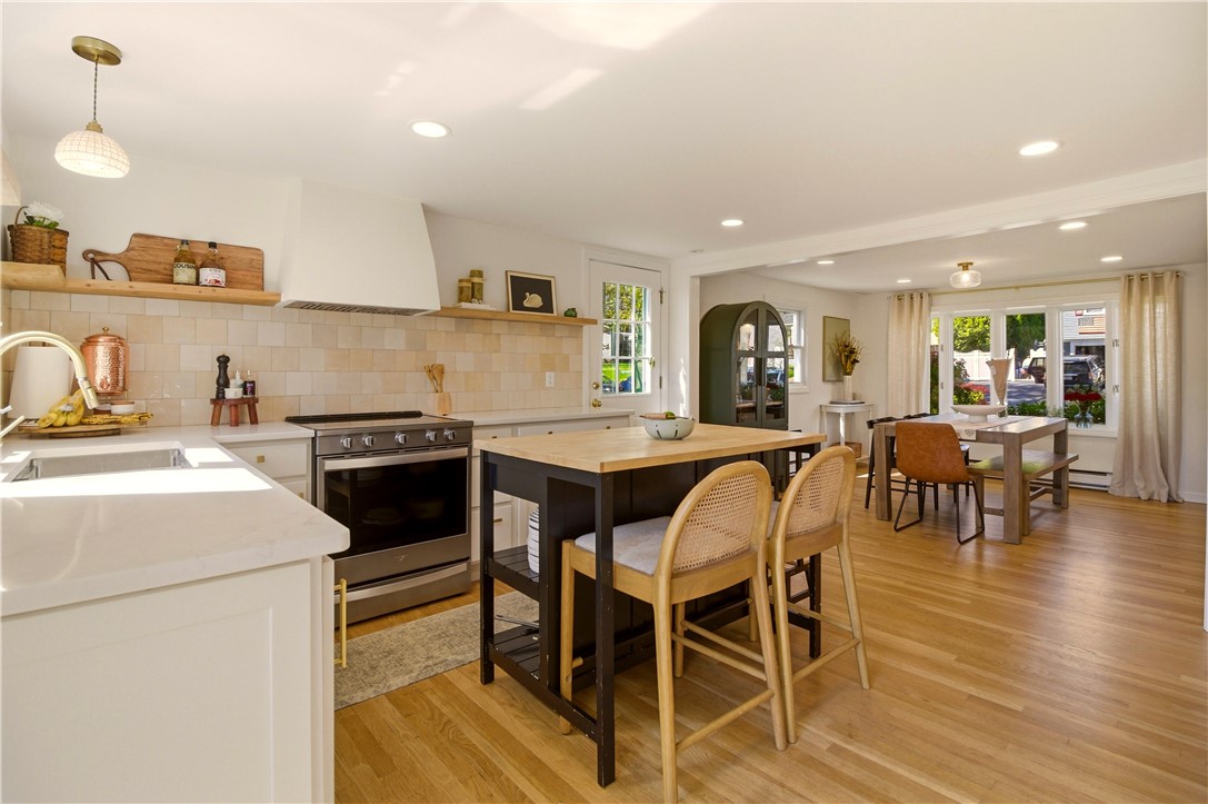 8 Monterey Drive