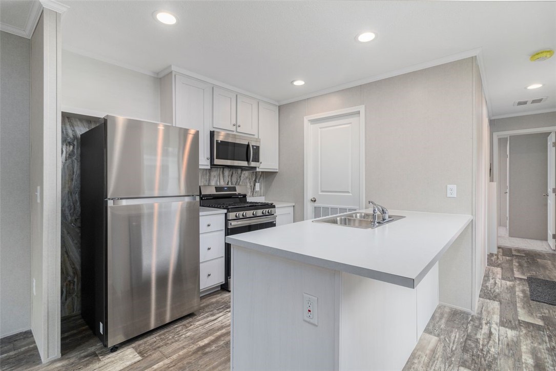 27 Foxtrot Drive
