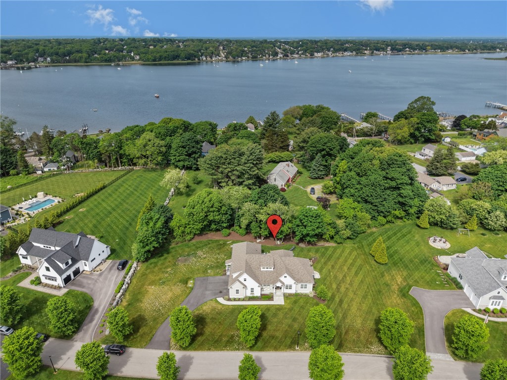 7 Waterview Lane