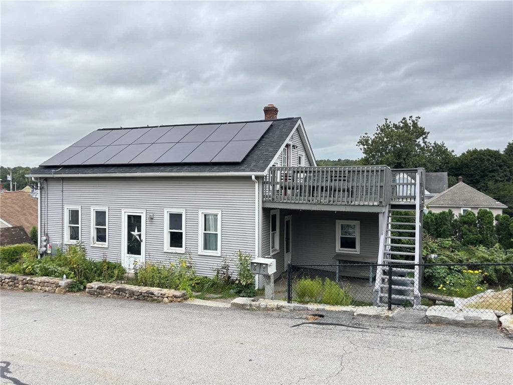 6 Angell Street