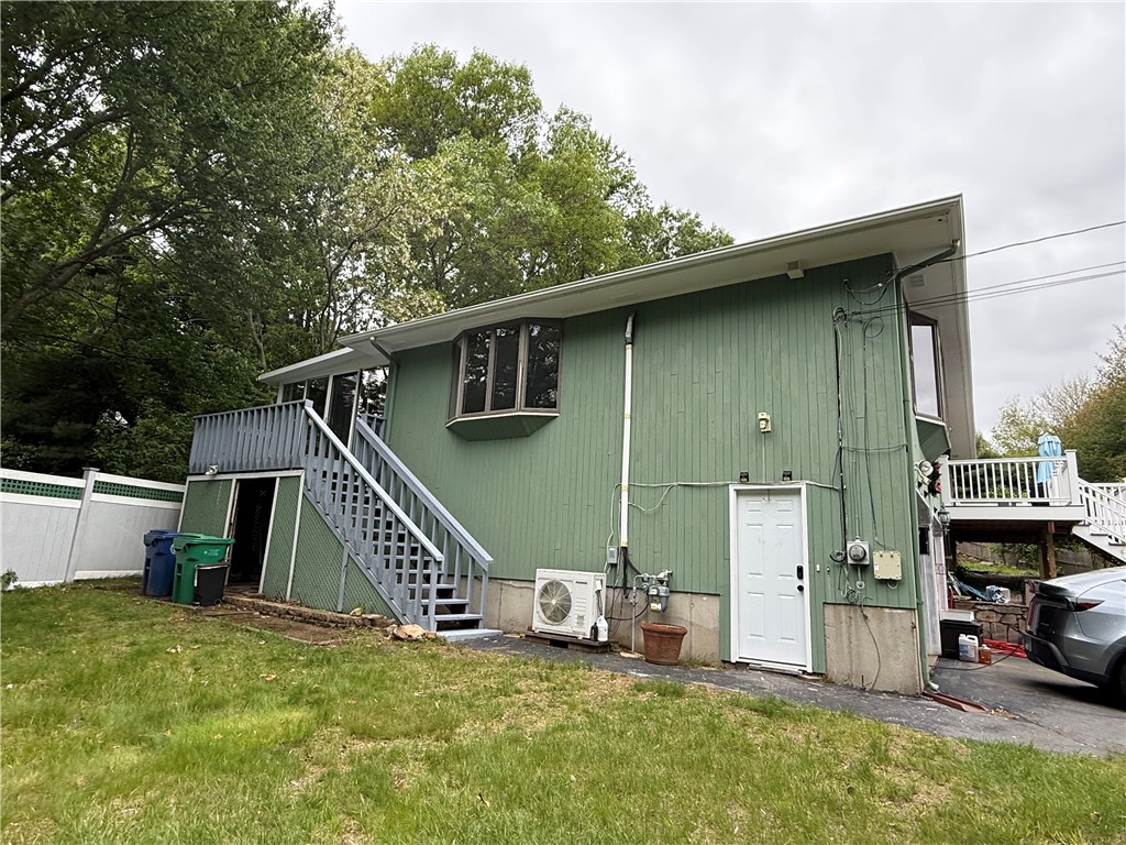 3945 Post Road