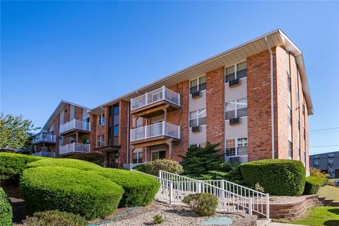 43 Bullocks Point Avenue 4C East Providence RI 02915