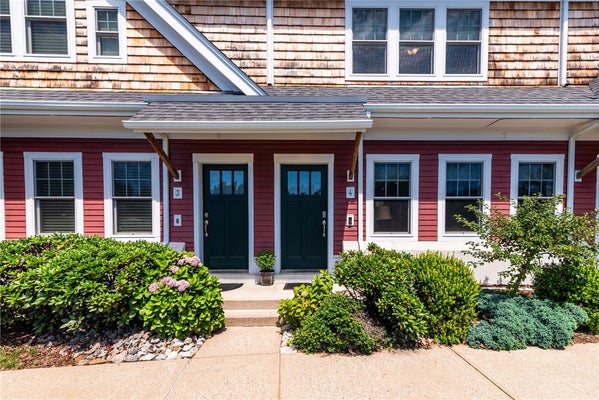 265 POST RD APT 4, WARWICK, RI 02888 - Image fa9915405ab2bb3edd4bd207e8abacf2/1957056366