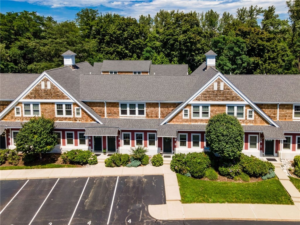 265 Post Road Road 4