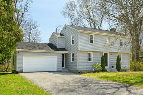 4 Beaver Road Barrington RI 02806