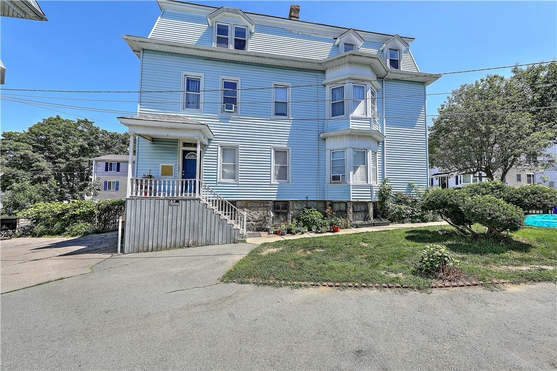 227 Whipple Street 3