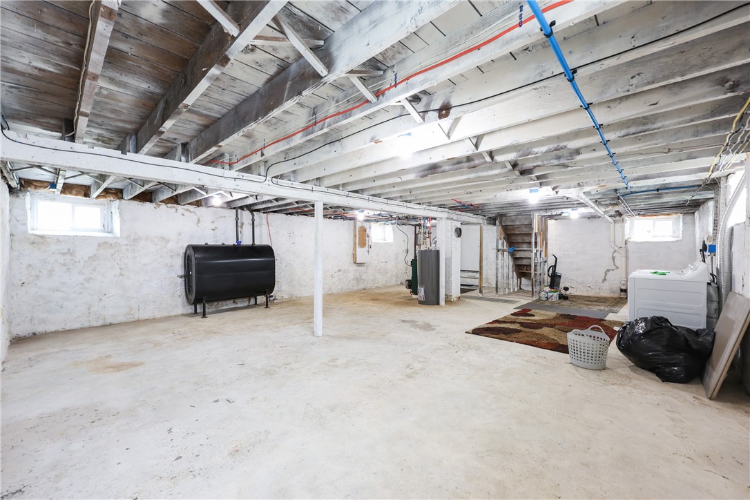 Johnston, Rhode Island 02919, United States, 4 Bedrooms Bedrooms, ,2 BathroomsBathrooms,Residential,Active,165765