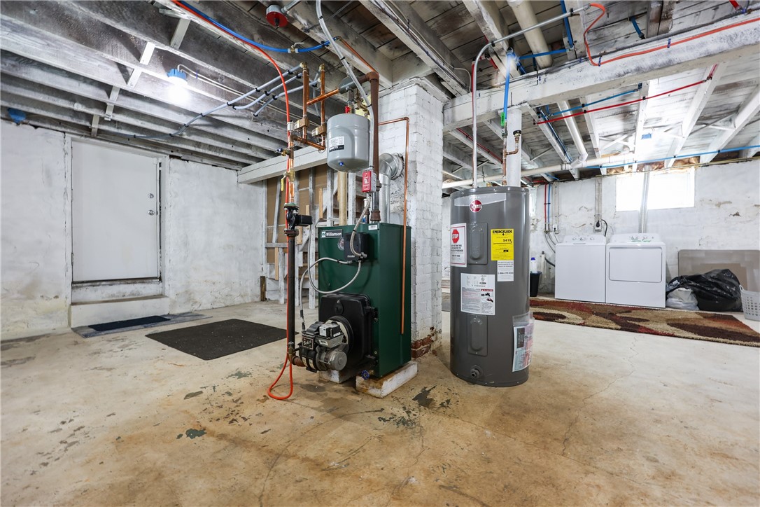 Johnston, Rhode Island 02919, United States, 4 Bedrooms Bedrooms, ,2 BathroomsBathrooms,Residential,Active,165765