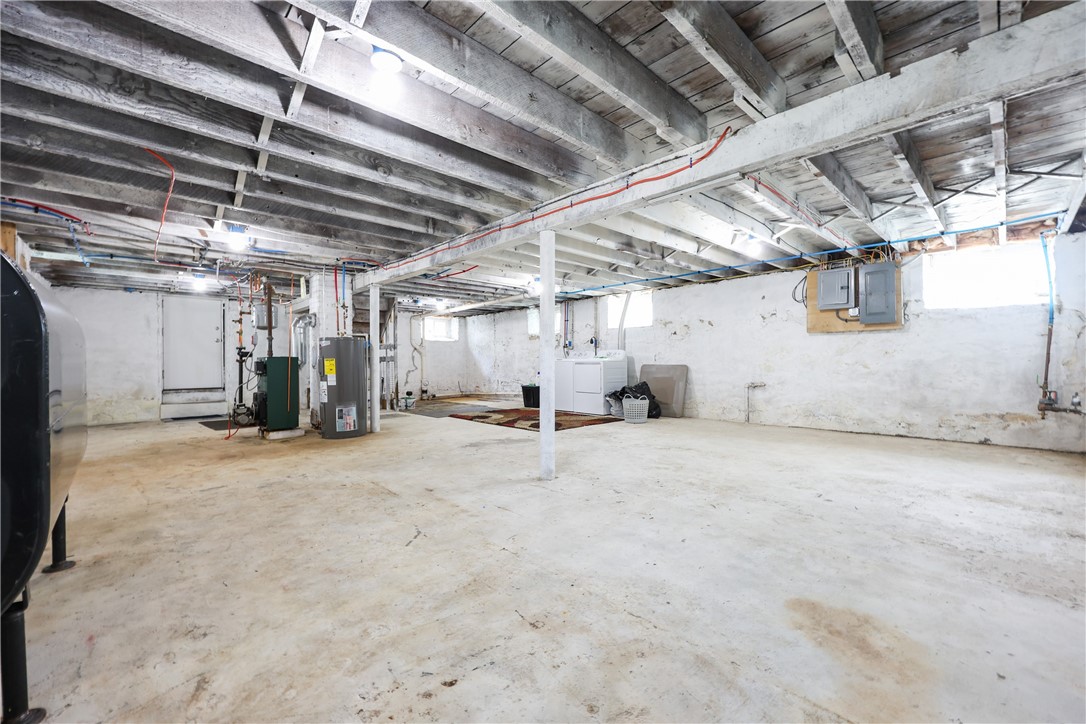 Johnston, Rhode Island 02919, United States, 4 Bedrooms Bedrooms, ,2 BathroomsBathrooms,Residential,Active,165765