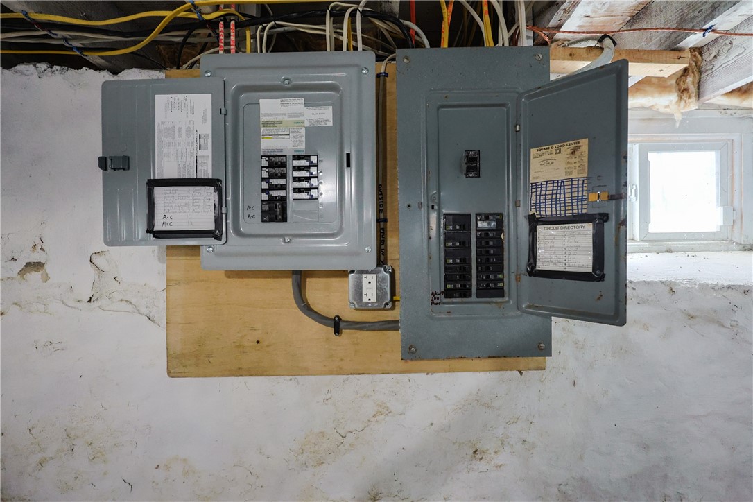 Johnston, Rhode Island 02919, United States, 4 Bedrooms Bedrooms, ,2 BathroomsBathrooms,Residential,Active,165765