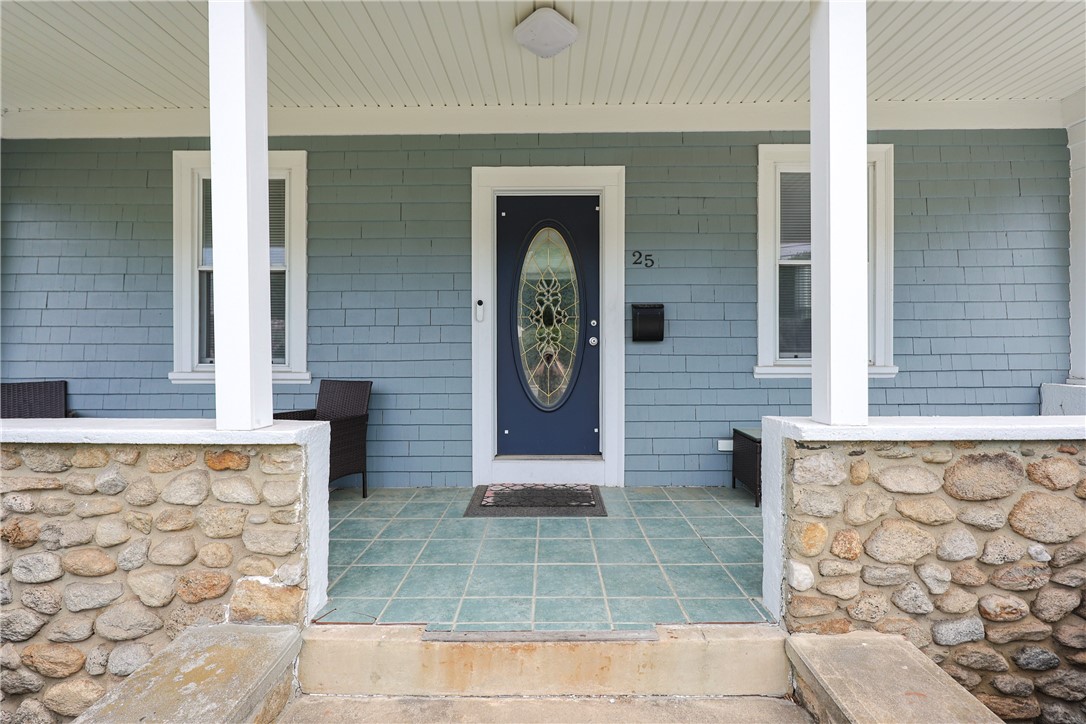 Johnston, Rhode Island 02919, United States, 4 Bedrooms Bedrooms, ,2 BathroomsBathrooms,Residential,Active,165765