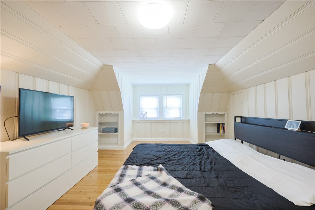 Johnston, Rhode Island 02919, United States, 4 Bedrooms Bedrooms, ,2 BathroomsBathrooms,Residential,Active,165765