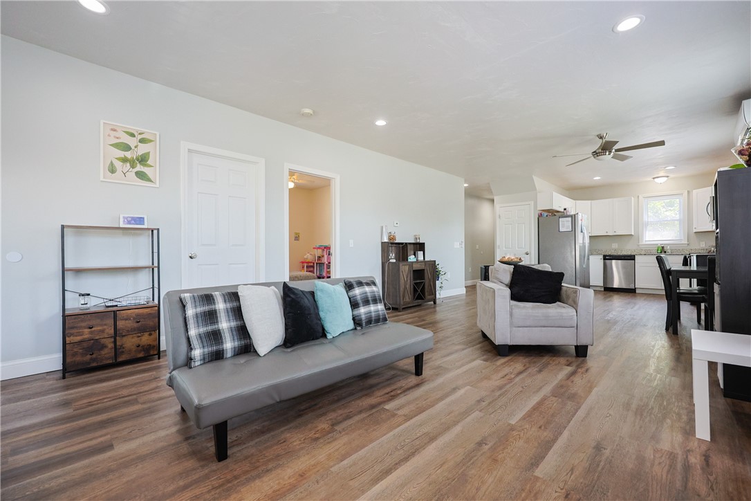 Johnston, Rhode Island 02919, United States, 4 Bedrooms Bedrooms, ,2 BathroomsBathrooms,Residential,Active,165765