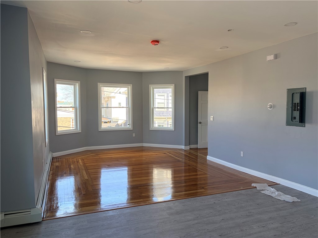 98 Whitmarsh Street 100