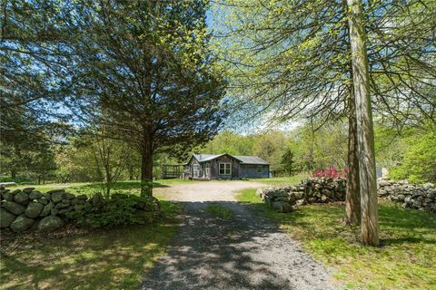 27 North Road Hopkinton RI 02833