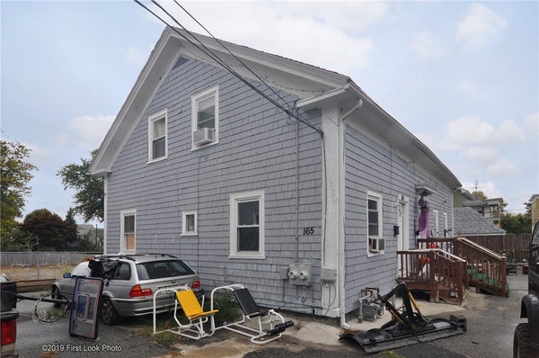 167 2ND AVE, WOONSOCKET, RI 02895 - Image fbb4945fb3f4ed4e5098741fbdc4925d/1452985619