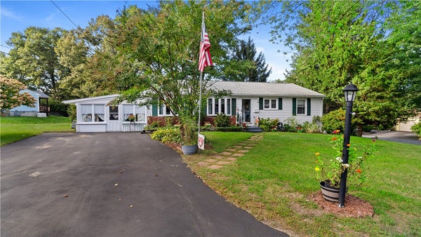 161 PRINCETON AVE, COVENTRY, RI 02816 - Image fbccd685491c595bdfa952c492365bb5/471661824