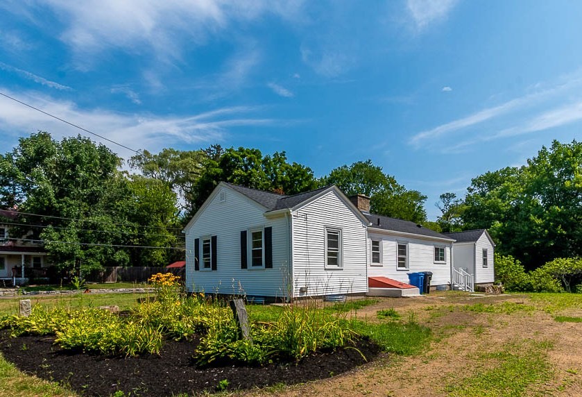 237 Sneech Pond Road