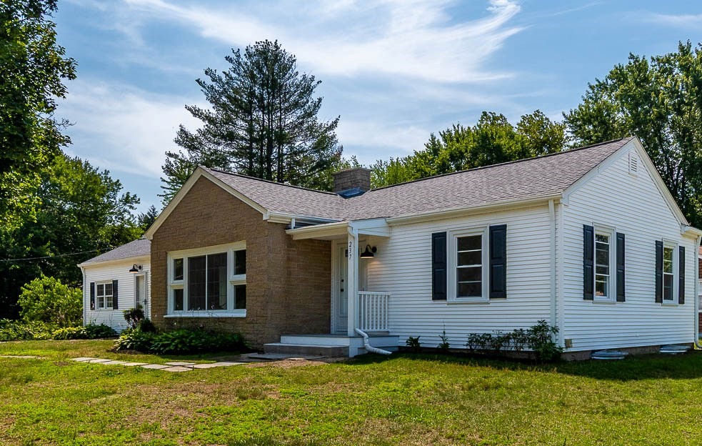 237 Sneech Pond Road