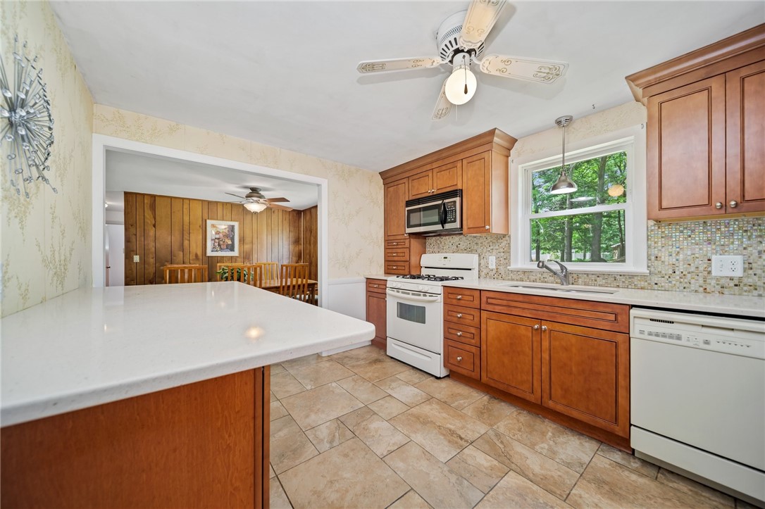 10 Meadowland Drive