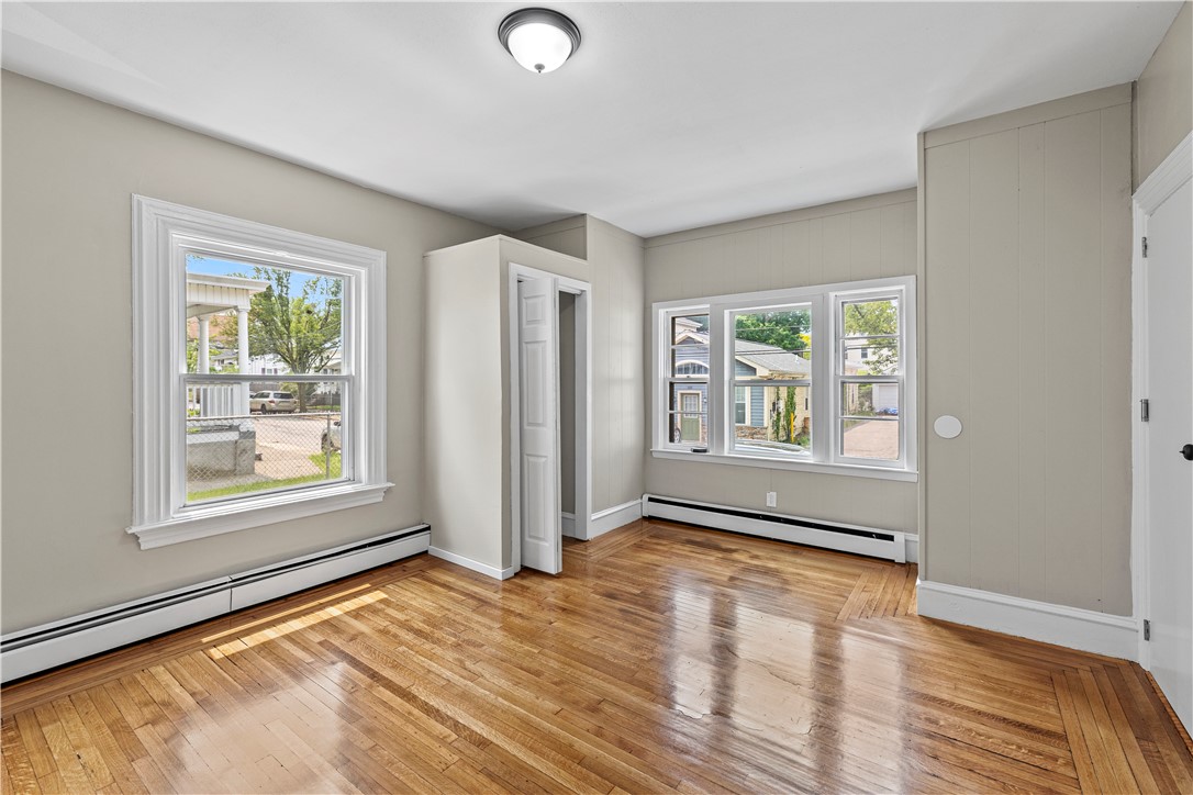 126 West Avenue