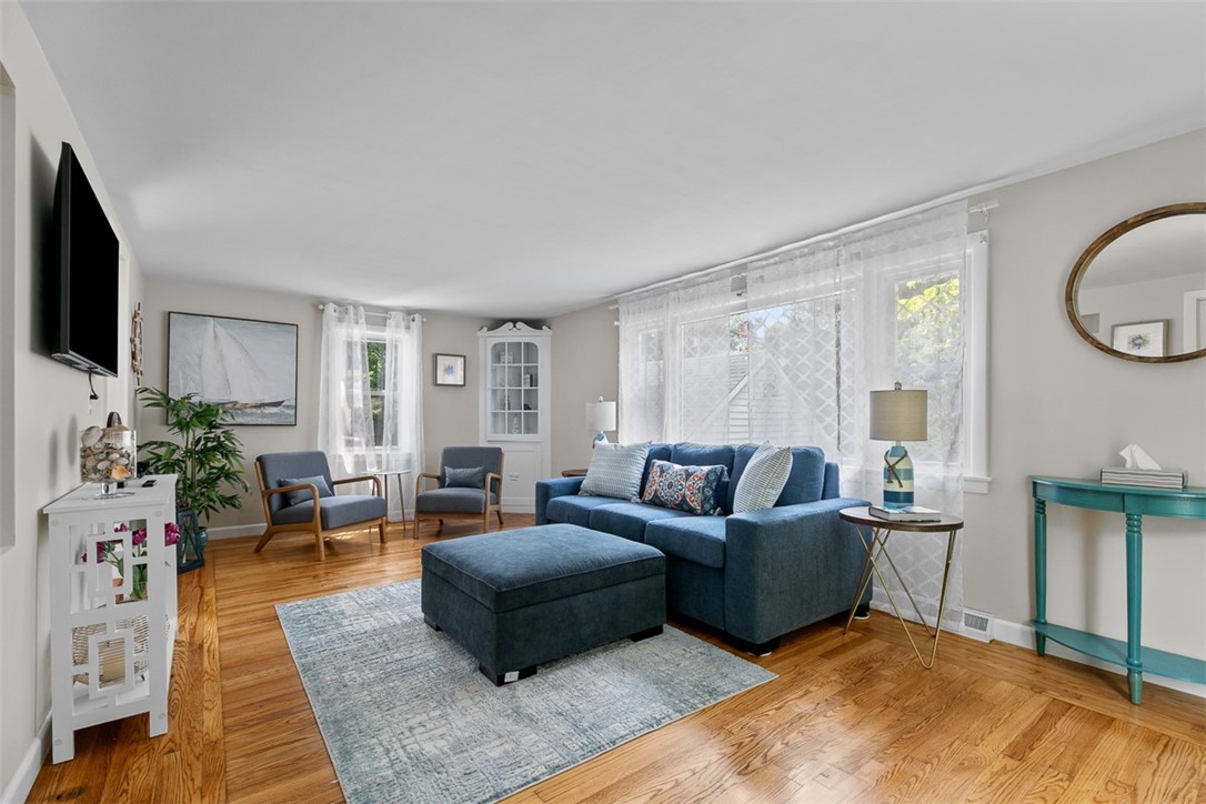 52 Hedly Street