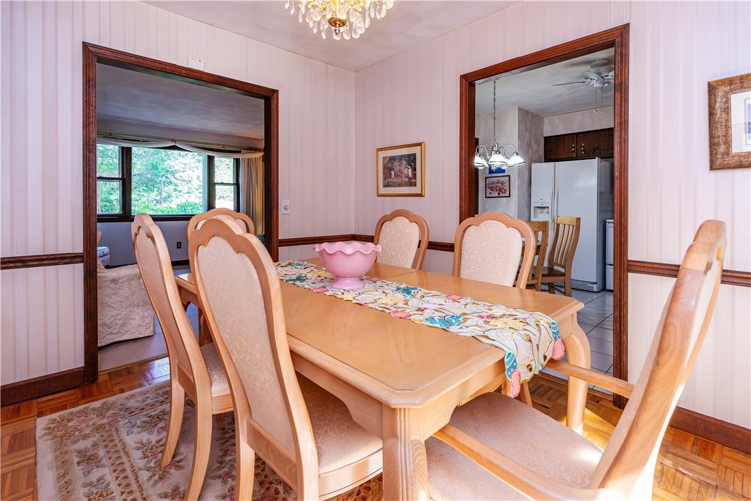 East Greenwich, Rhode Island 02818, United States, 3 Bedrooms Bedrooms, ,2 BathroomsBathrooms,Residential,Active,182940