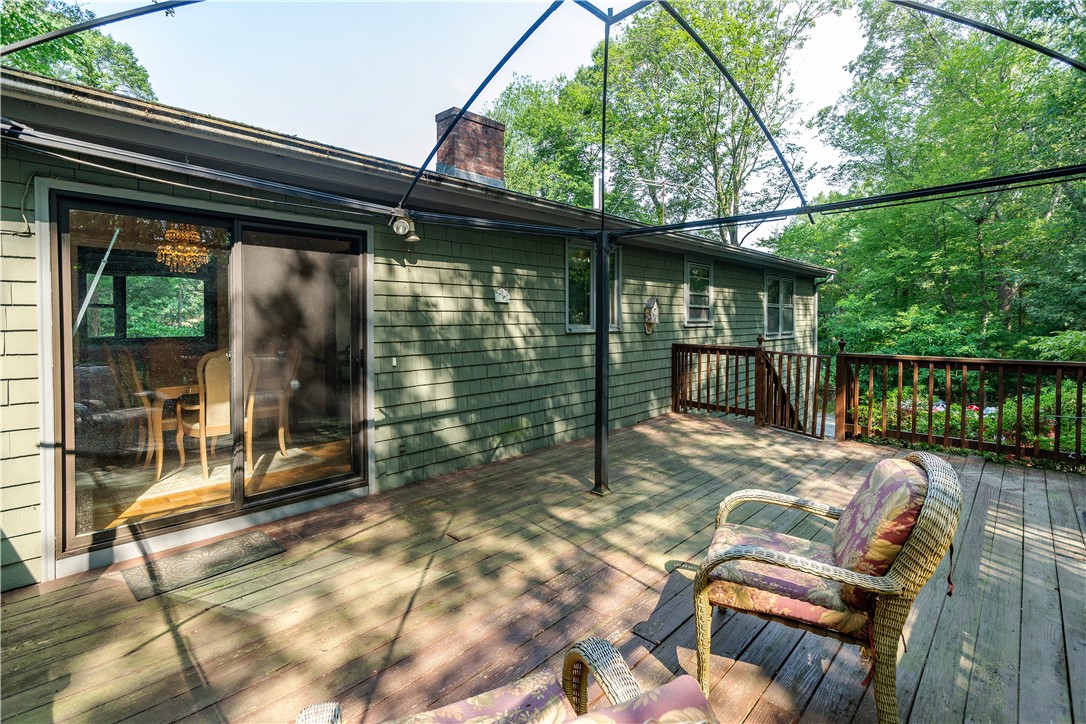 East Greenwich, Rhode Island 02818, United States, 3 Bedrooms Bedrooms, ,2 BathroomsBathrooms,Residential,Active,182940