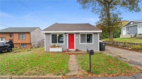 21 Darton Street Coventry RI 02816