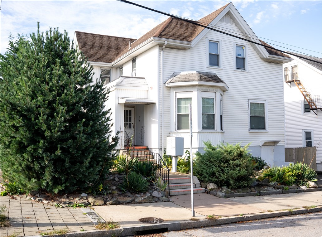 93 Warren Avenue