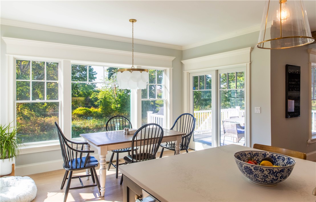 East Greenwich, Rhode Island, 02818, United States, 4 Bedrooms Bedrooms, ,4 BathroomsBathrooms,Residential,Active,1985559