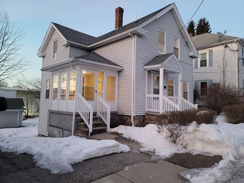 10 ELM Street Webster MA 01570