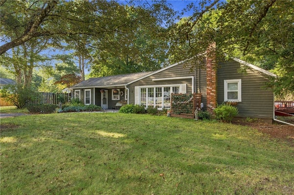 7 WHITE PINE DR, CUMBERLAND, RI 02864 - Image fcf8ca08baaca8cee8a8326d4e9d221e/3154635211