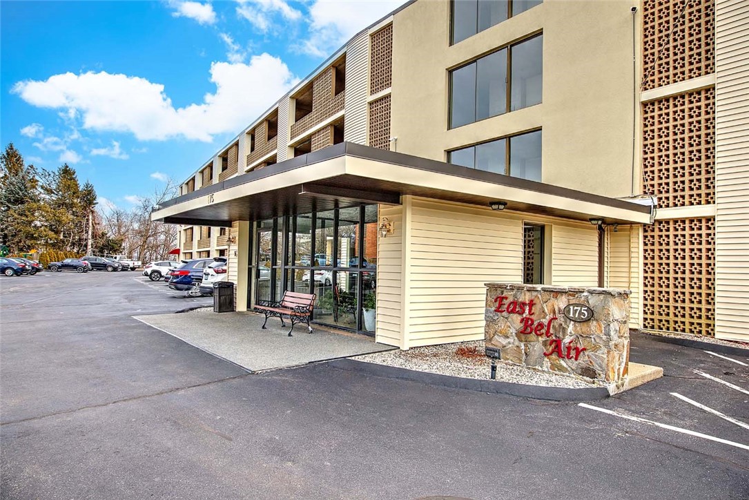 175 Hoffman Avenue 102