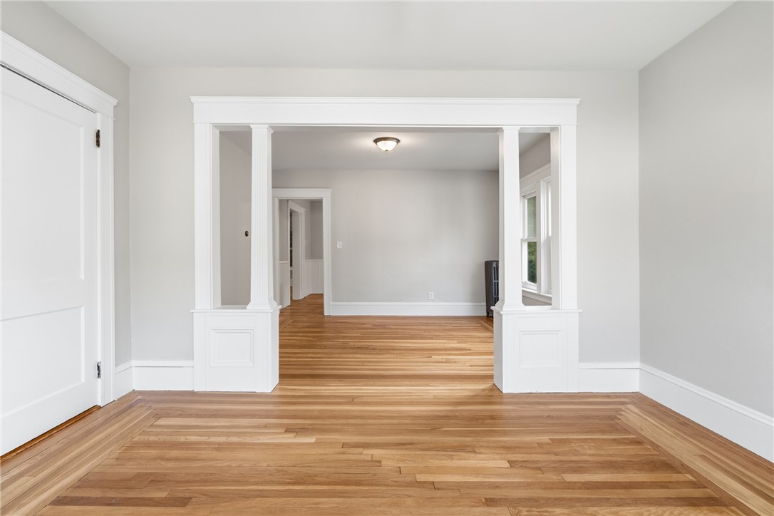 46 Ponagansett Avenue 48