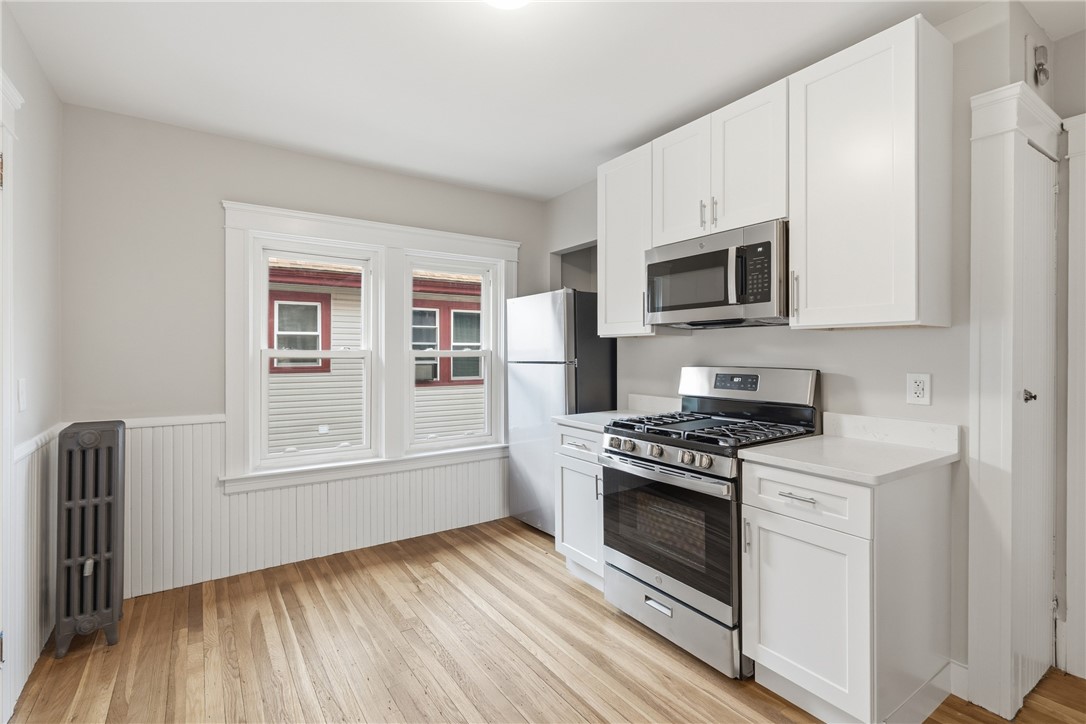 46 Ponagansett Avenue 48