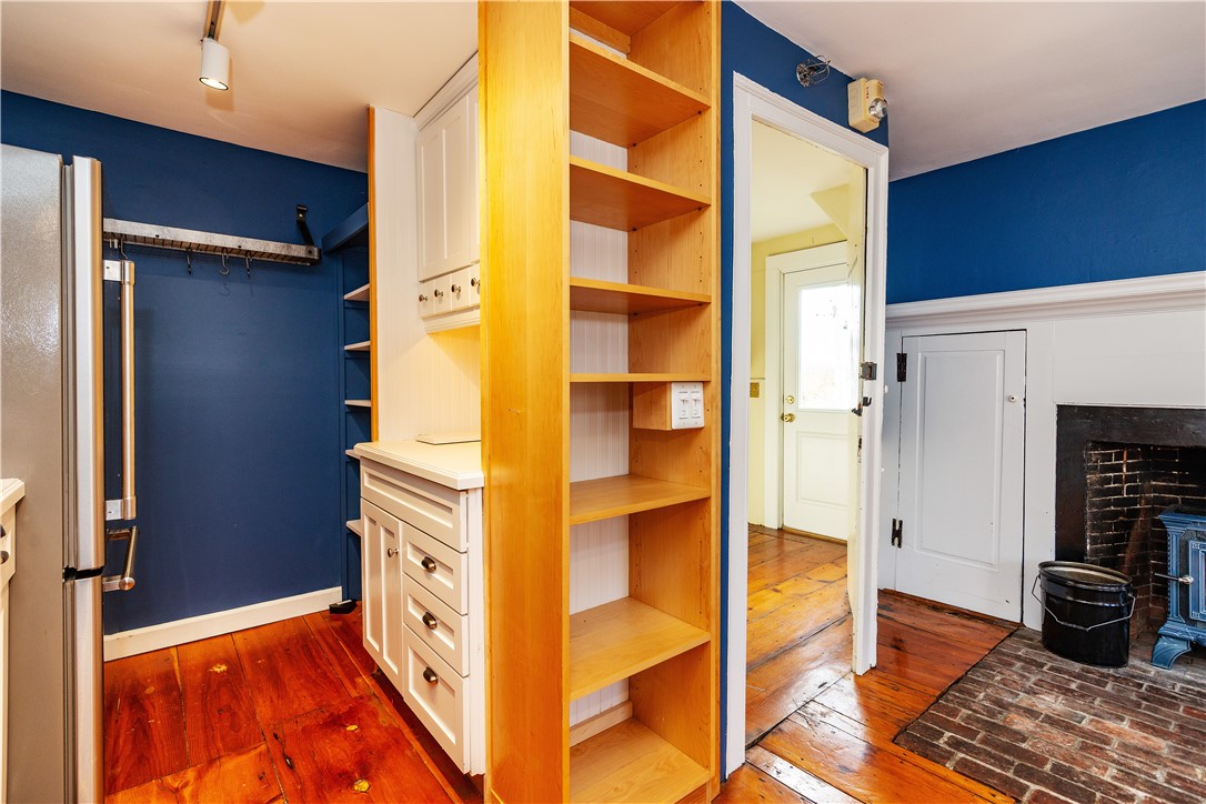 East Greenwich, Rhode Island 02818, United States, 2 Bedrooms Bedrooms, ,1 BathroomBathrooms,Residential,Active,246037