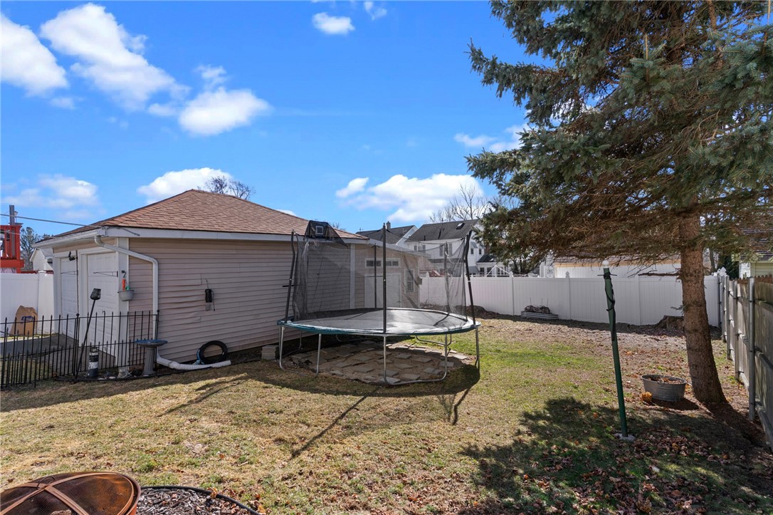 17 E Earle Street
