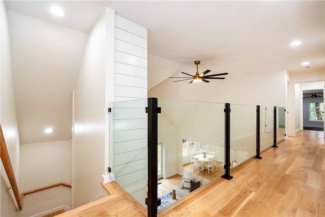 North Kingstown, Rhode Island 02874, United States, 4 Bedrooms Bedrooms, ,3 BathroomsBathrooms,Residential,Active,254050