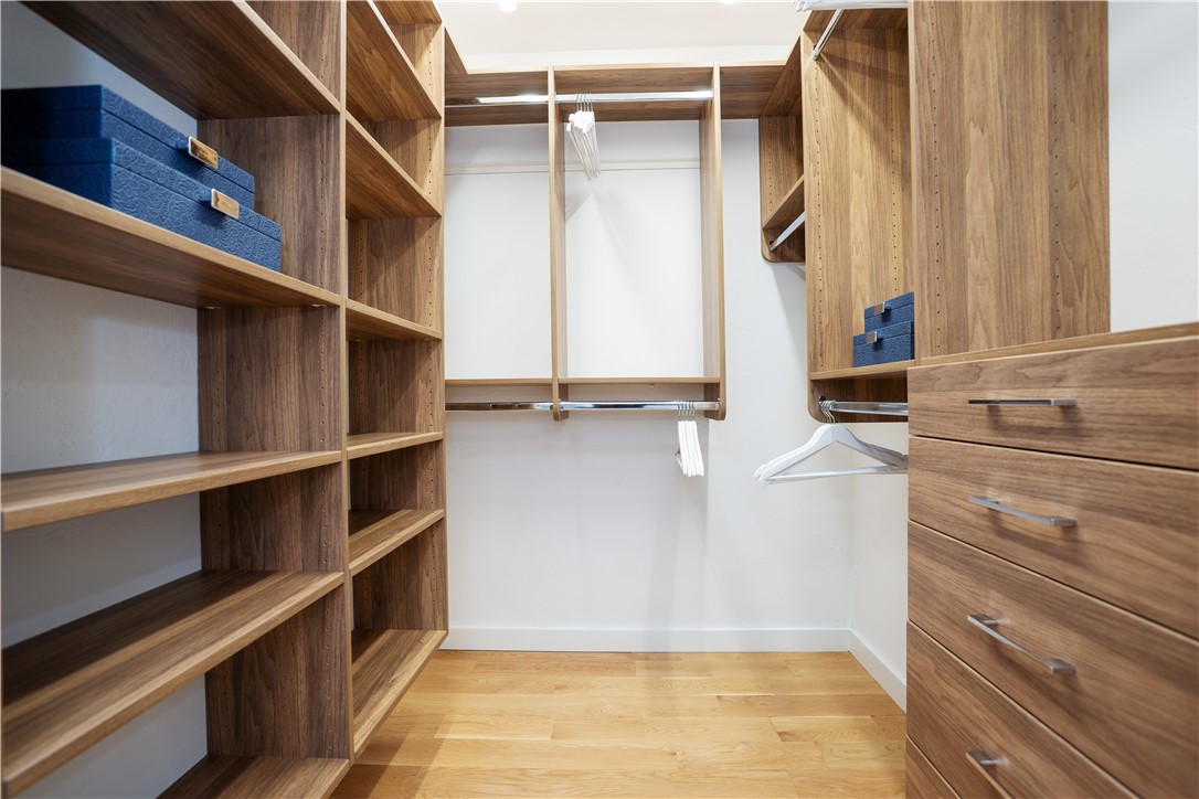 North Kingstown, Rhode Island 02874, United States, 4 Bedrooms Bedrooms, ,3 BathroomsBathrooms,Residential,Active,254050