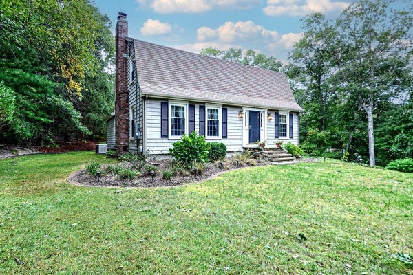 132 SHEFFIELD HILL RD, EXETER, RI 02822 - Image fdfe41392a0d41be0aa7427d47c96ffa/3859476460