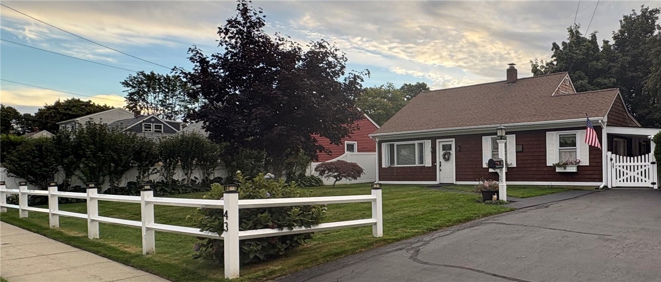 43 Greenway Drive