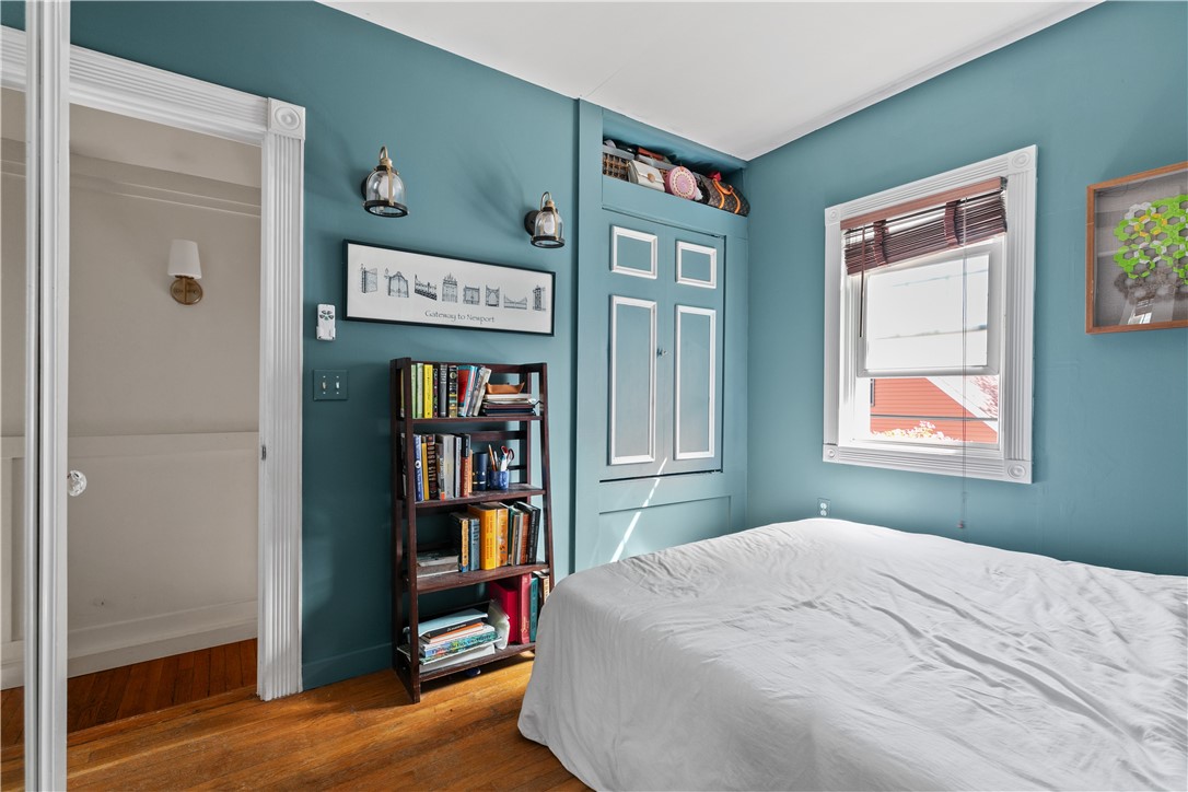 Newport, Rhode Island 02840, United States, 3 Bedrooms Bedrooms, ,2 BathroomsBathrooms,Residential,Active,15585