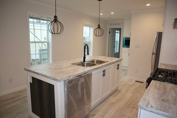 1346 Newport Avenue B22
