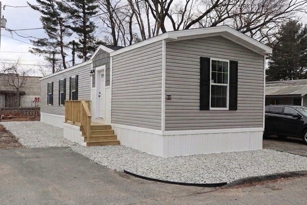 1346 NEWPORT AVE APT B22, ATTLEBORO, MA 02703 - Image fe588dfda8a51924bc92ac20de18d259/497768038