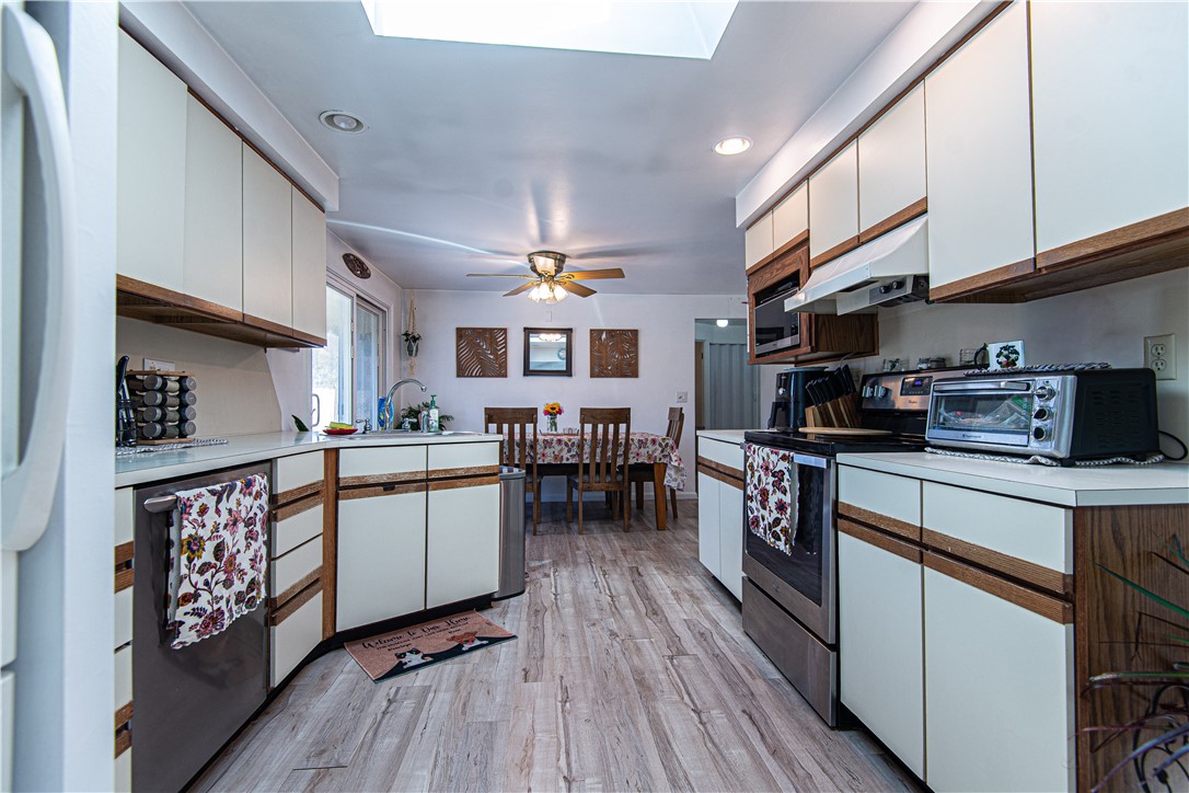 38 Meadowcrest Drive